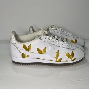 Nike Cortez Gold Leaf Womens Size 7